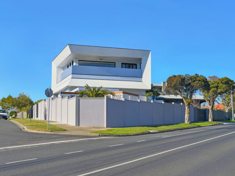 VogueWall PortPhilipBay VIC - pool wall installation