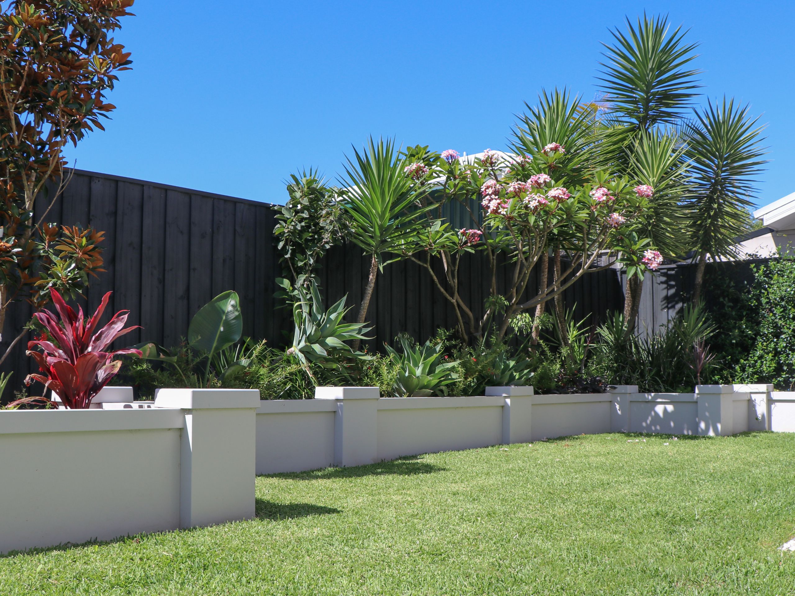 Creative garden beds elevate outdoor spaces