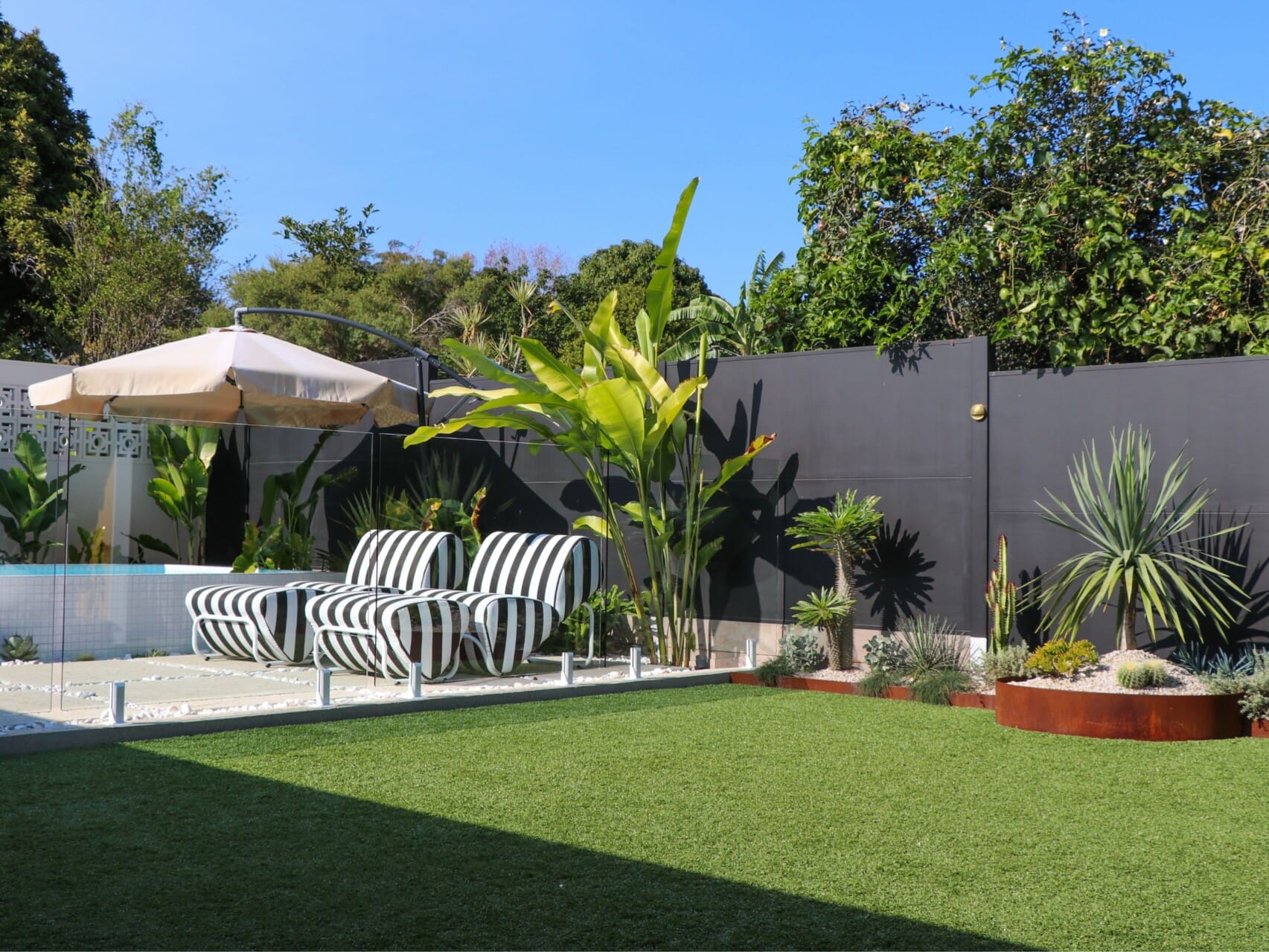 Lawn Alternatives - DIY Ideas | ModularWalls