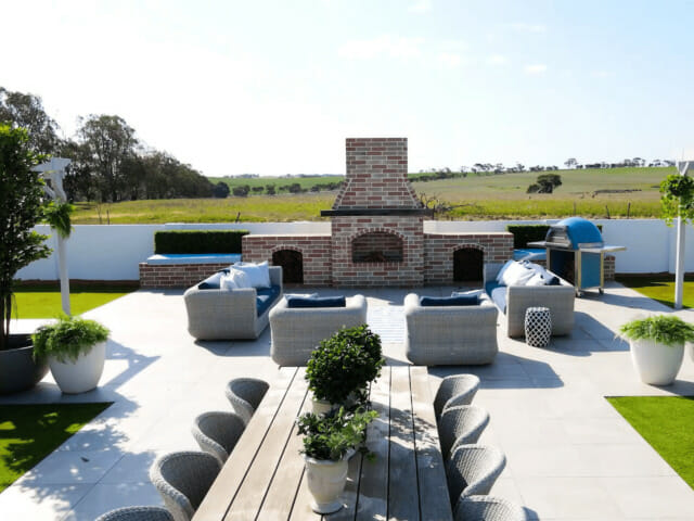 Outdoor Pot Plants Blog | Hampton | Indah Island | EstateWall