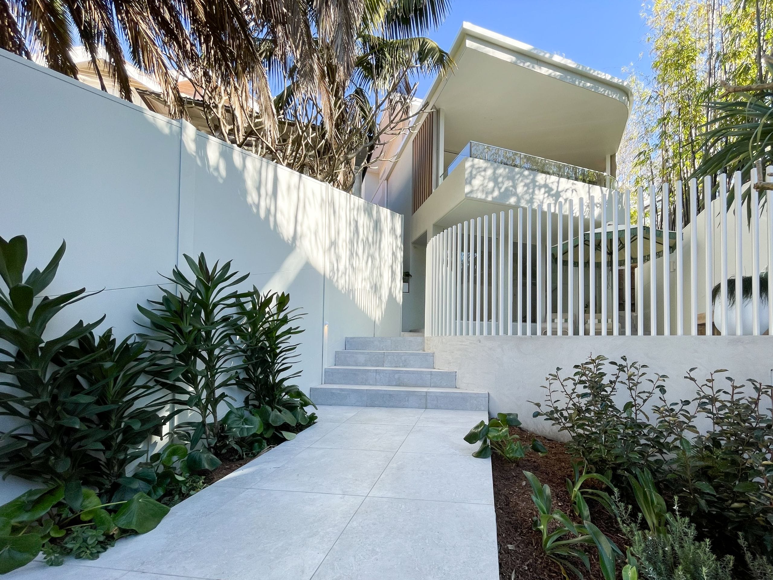 Don't be fooled, there is no such thing as a soundproof fence but there are plenty of options that help reduce noise