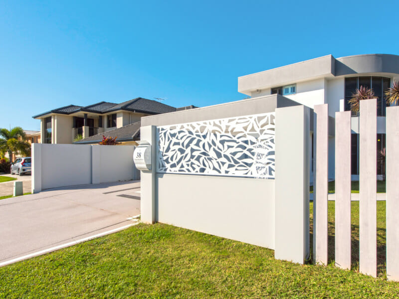 EstateWall Thornlands QLD - Customised architectural design 