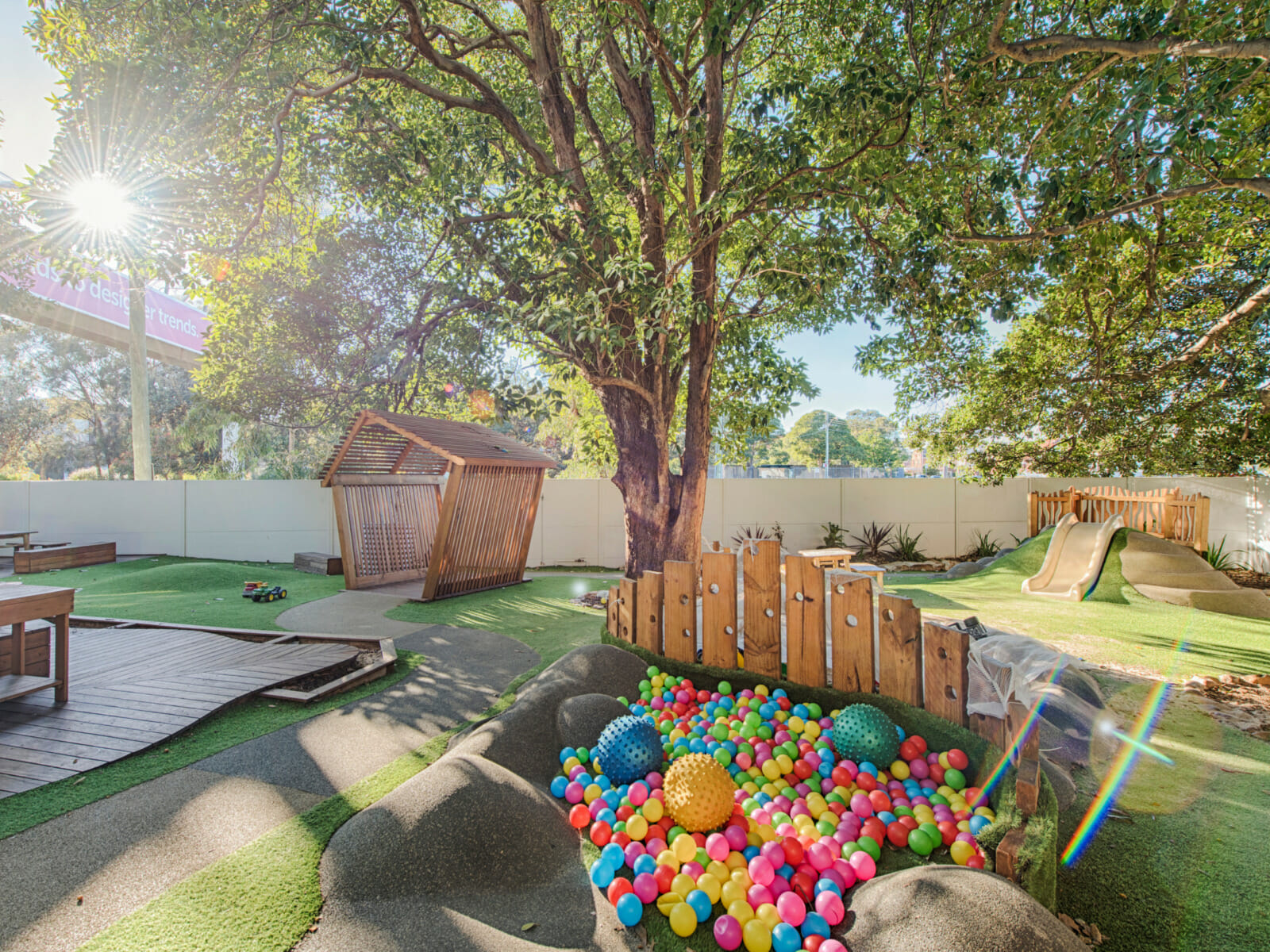 Create the best kids' backyard play area | ModularWalls