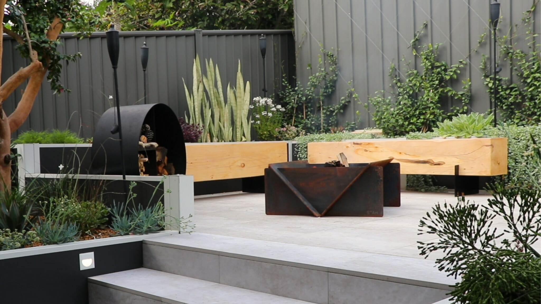 DIY Ideas How To Build a Green Wall ModularWalls