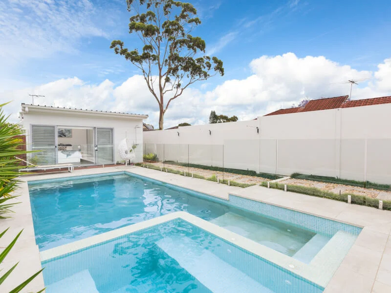 Block the line of sight to the noise to reduce loud music. The high SlimWall boundary fence blocks the line of sight between yards.