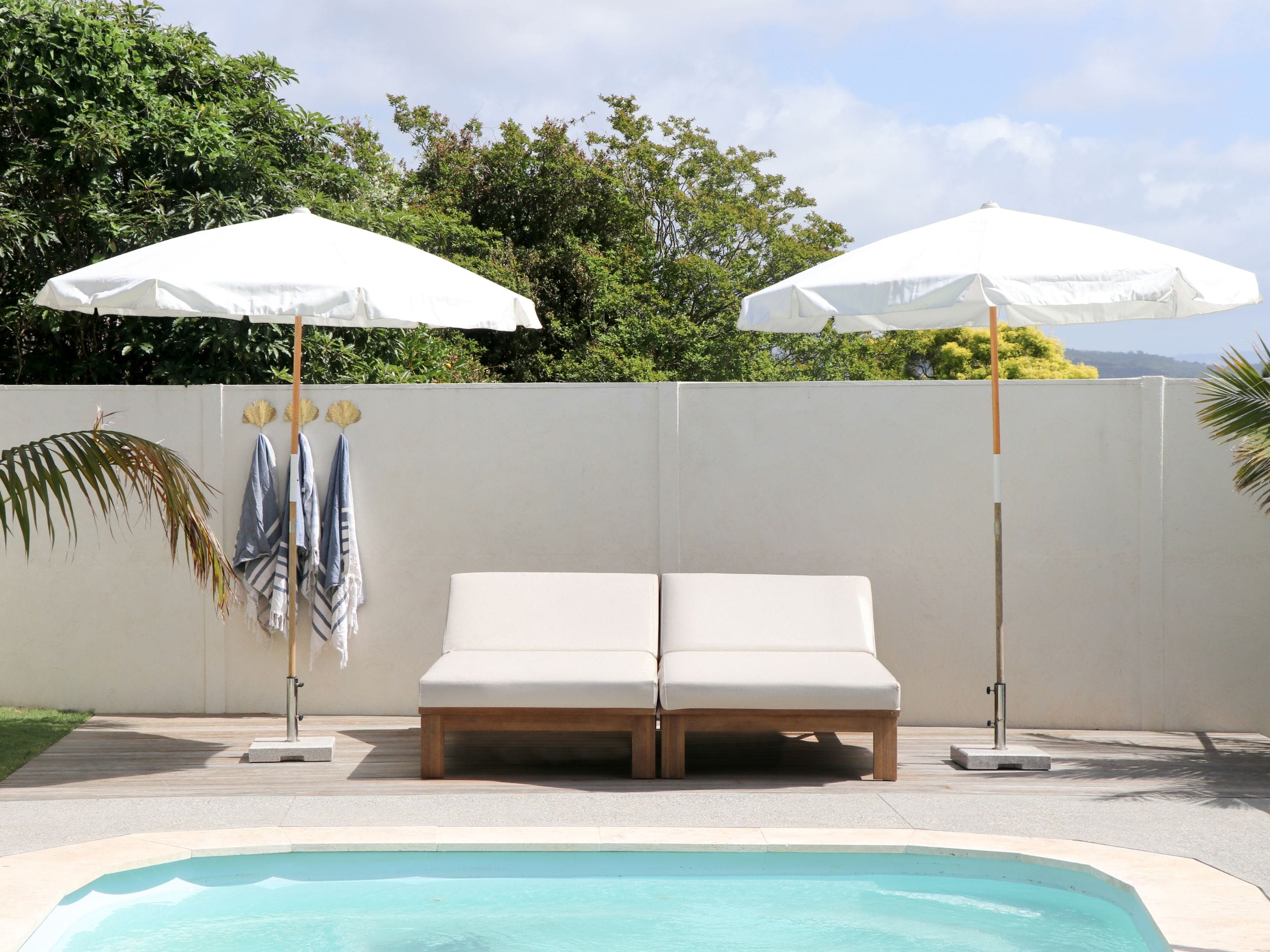 Render and texture is an on-trend feature wall idea