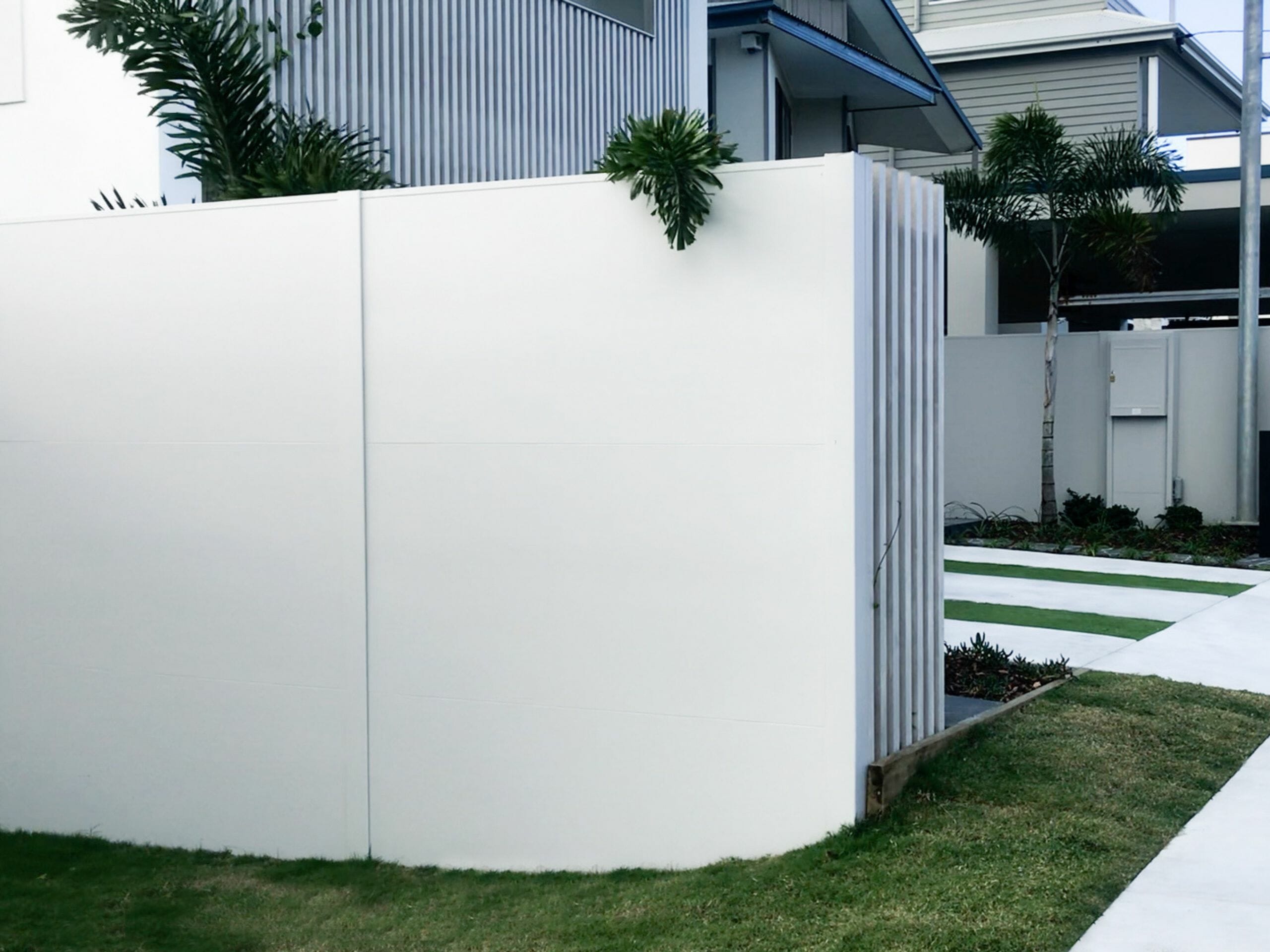 Achieve a premium retaining wall fence with ModularWalls' TerraFirm