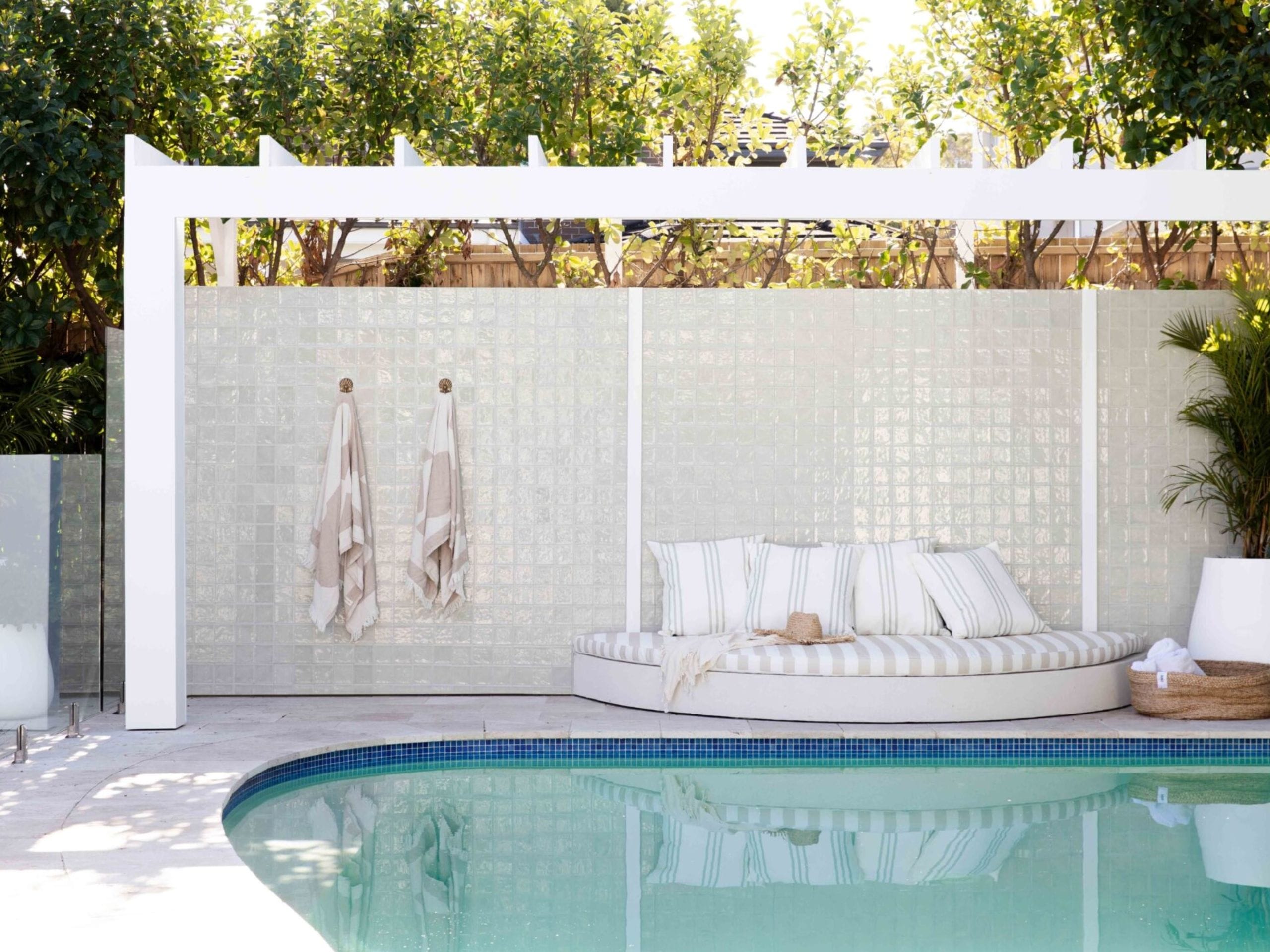 A privacy screen increases functionality and is possible to create as a fun DIY weekend project
