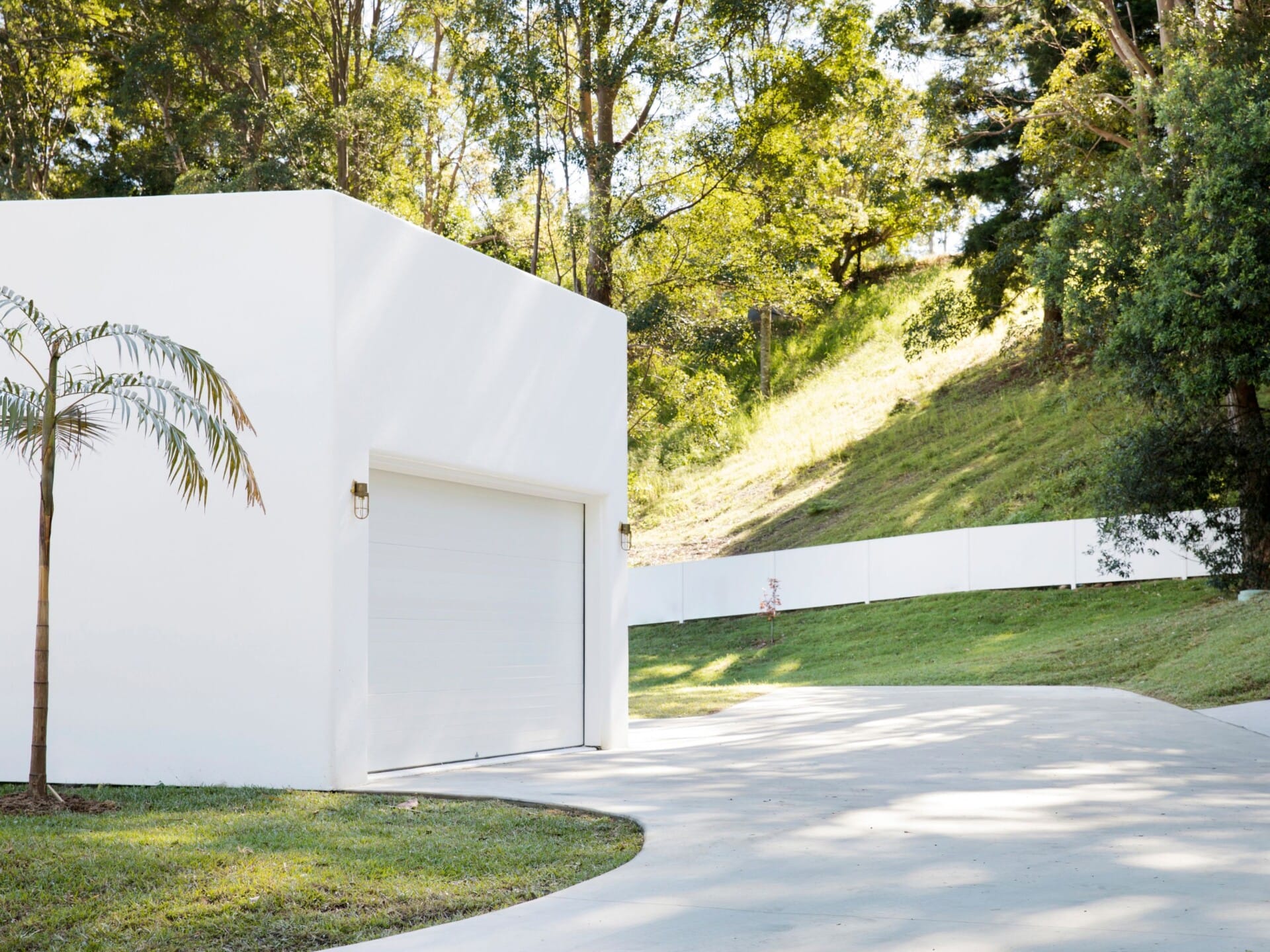 Quiet Luxury Outdoor Ideas | ModularWalls