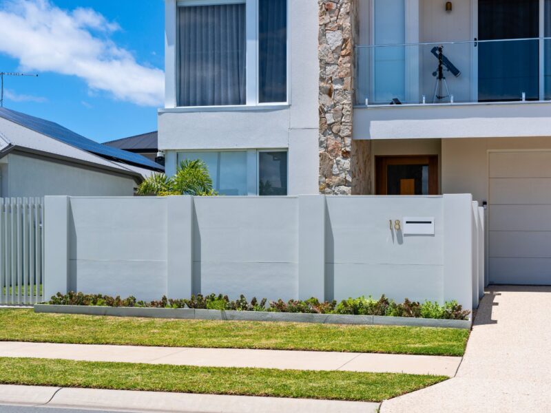 Boost Street Appeal, White Front Fence
