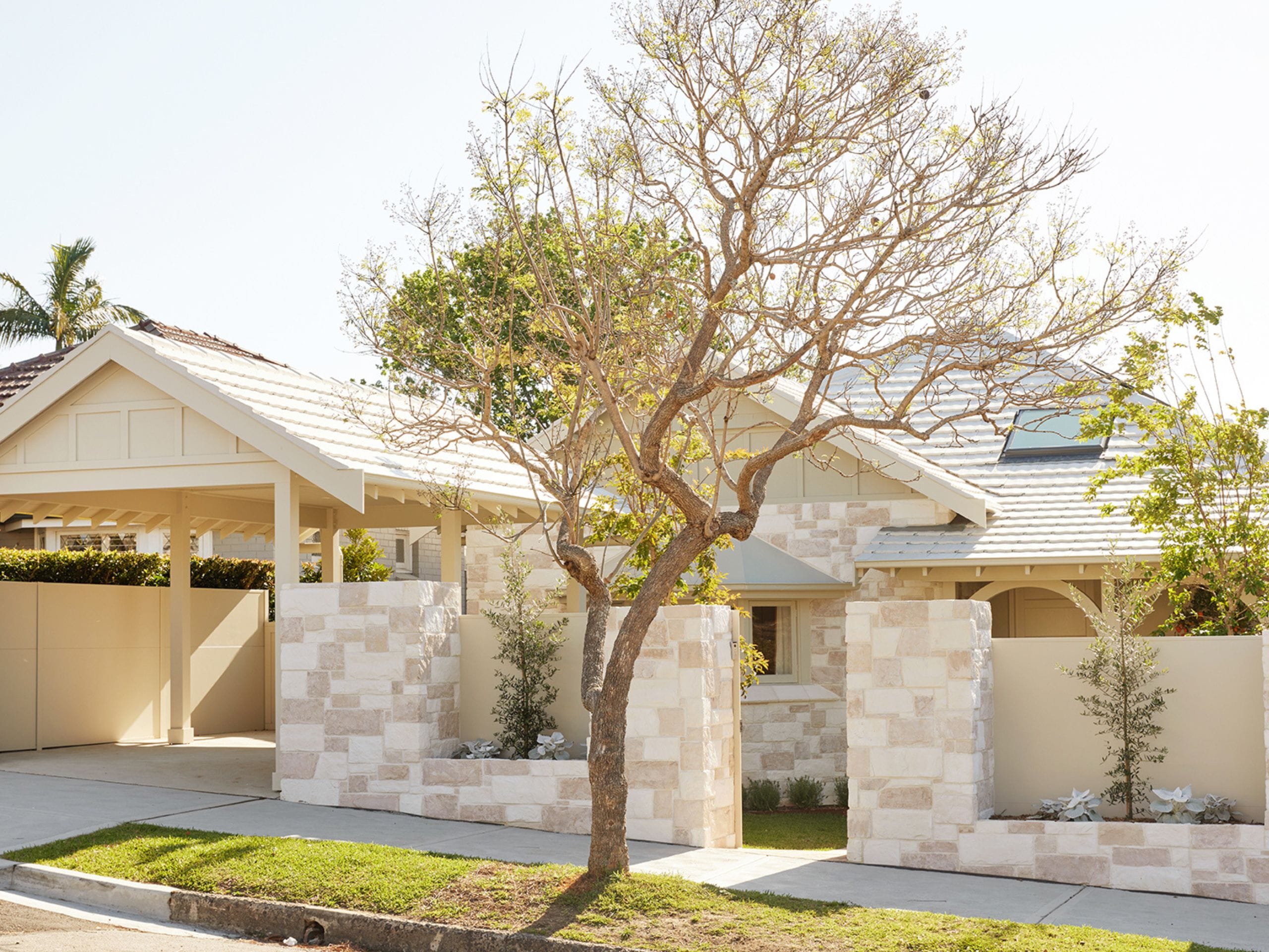 ModularWalls are a versatile white picket fence alternative