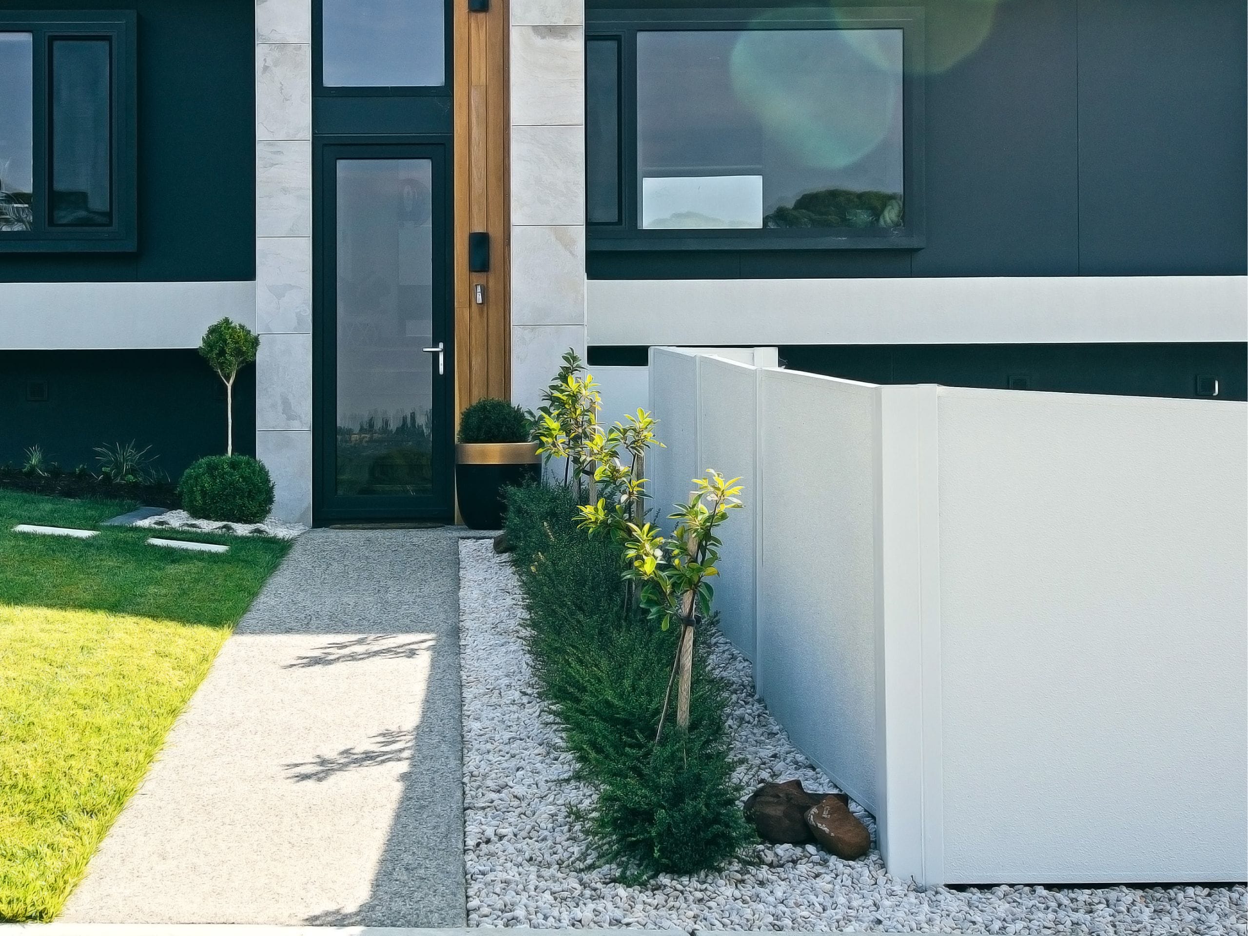 Sculptural planting is a great low maintenance front yard landscaping option