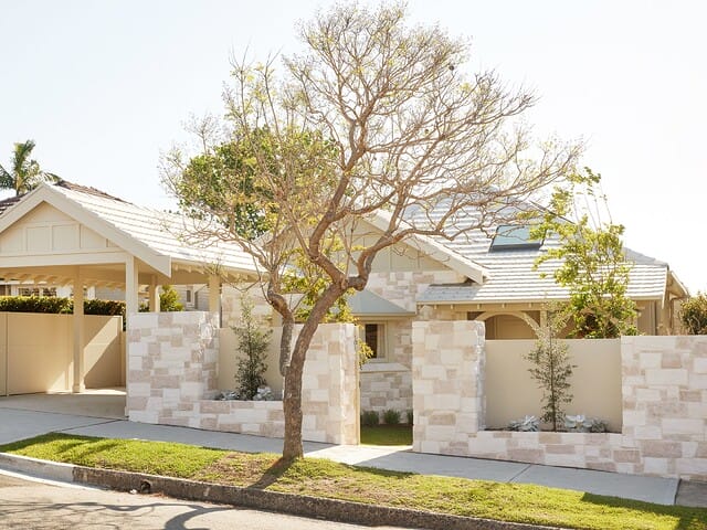 Discover the top front yard fence ideas