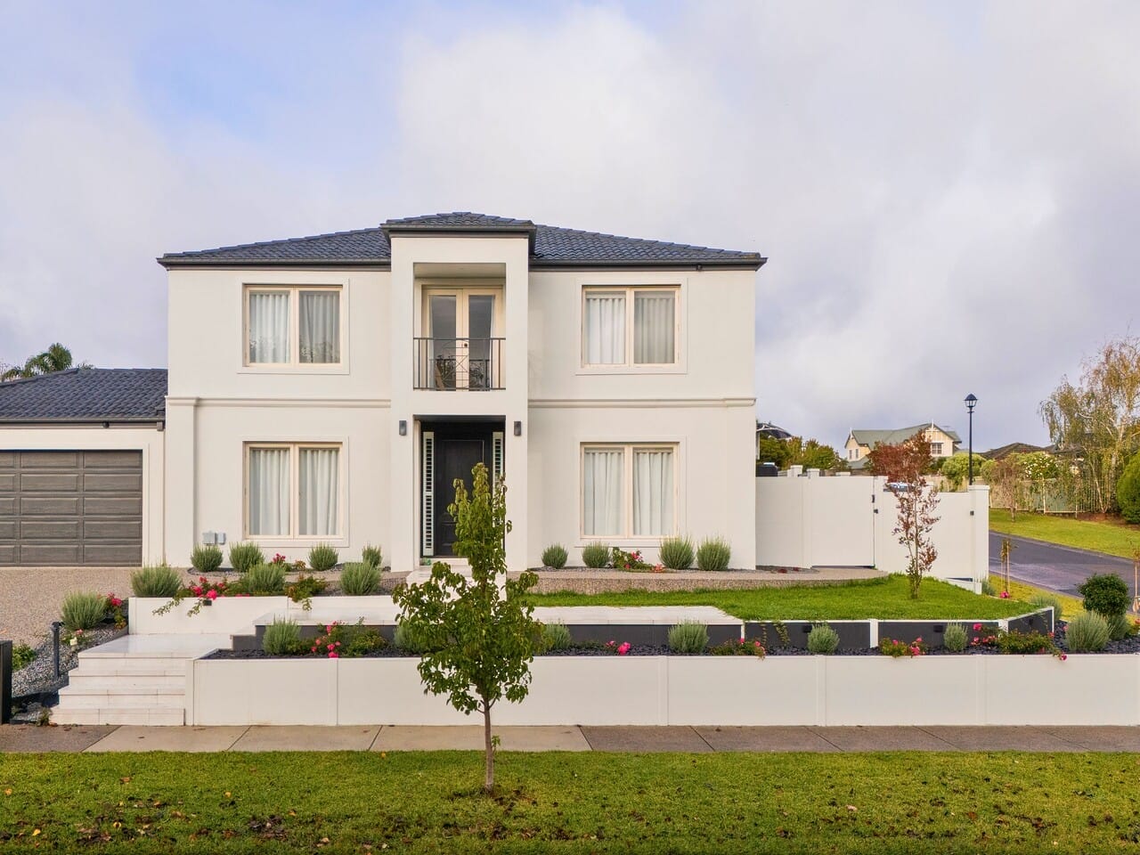 Discover this premium Melbourne fence project installed by Melbourne Fencing Service