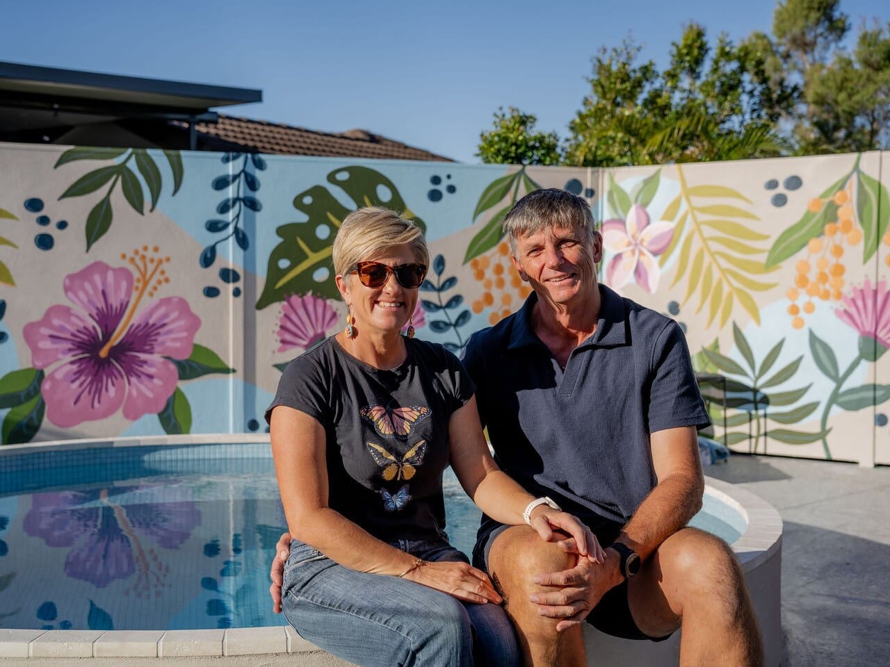 For Sunshine Coast homeowners Brendan and Nichole, creating a pool feature wall was central to their renovation plans. More than simply modernising their outdoor space, they wanted to create a private retreat that would feel like a holiday destination all year round.