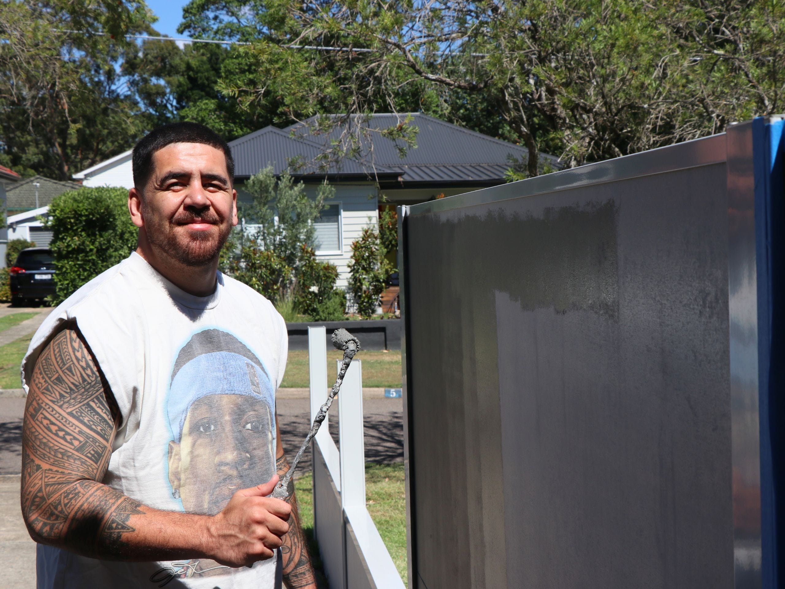 While Braden chose to have his ModularWalls professionally installed, he decided to paint them himself. ModularWalls are straightforward to finish and easy to paint, allowing homeowners to personalise their wall while achieving a premium result. 