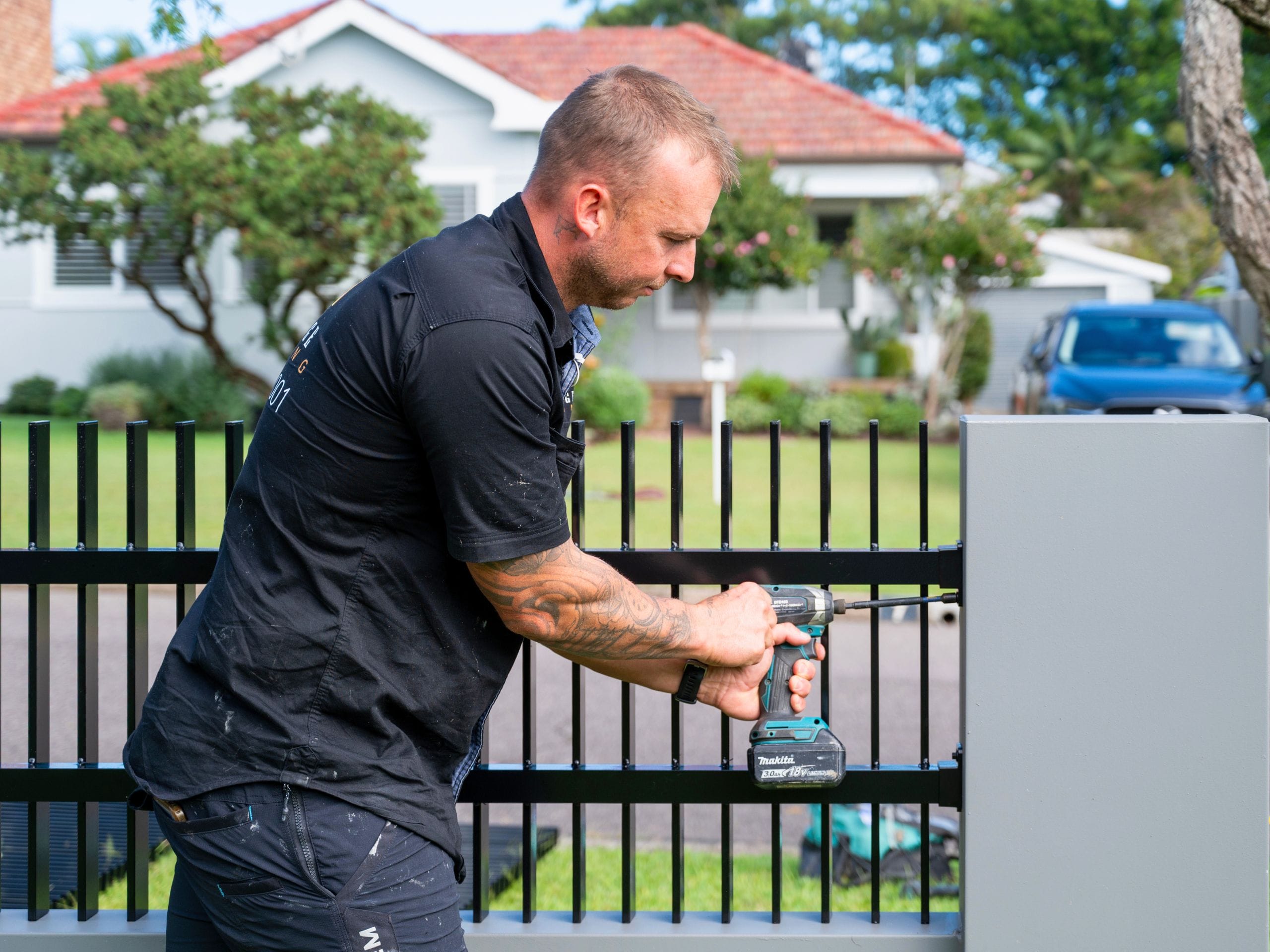One of the many advantages of ModularWalls is its versatility, allowing homeowners to personalise their design with a range of finishes including render, cladding, tiles and decorative battens. The finished result creates a strong first impression while enhancing both privacy and security. 